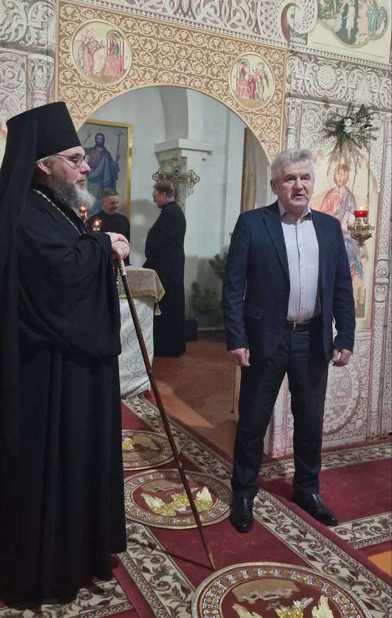 Божественная Литургия в храме Рождества Христова