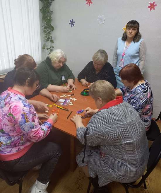 Творческое занятие для получателей соцуслуг