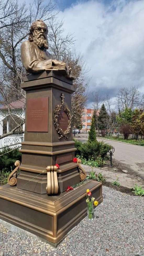  День рождения свт. Луки Симферопольского и Крымского 